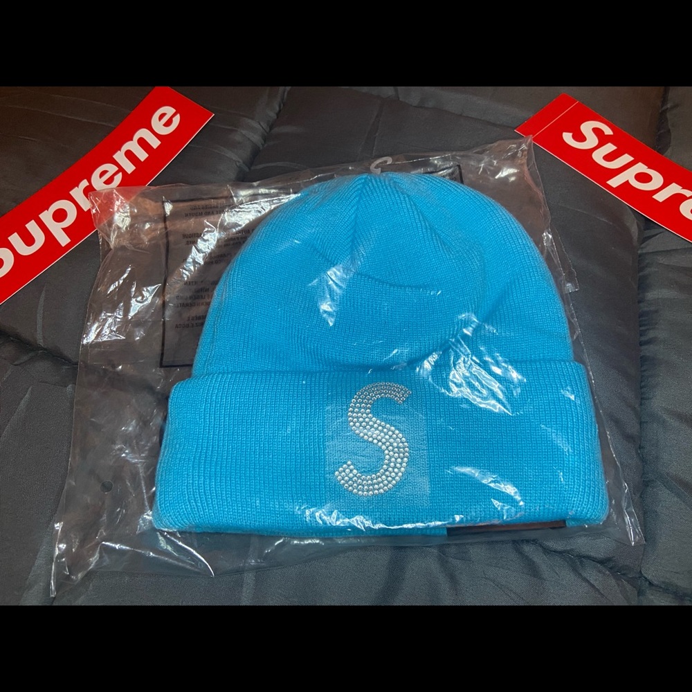 Supreme/Swarovski Beanie